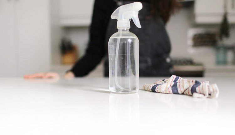 محلول پاک کننده خانگی