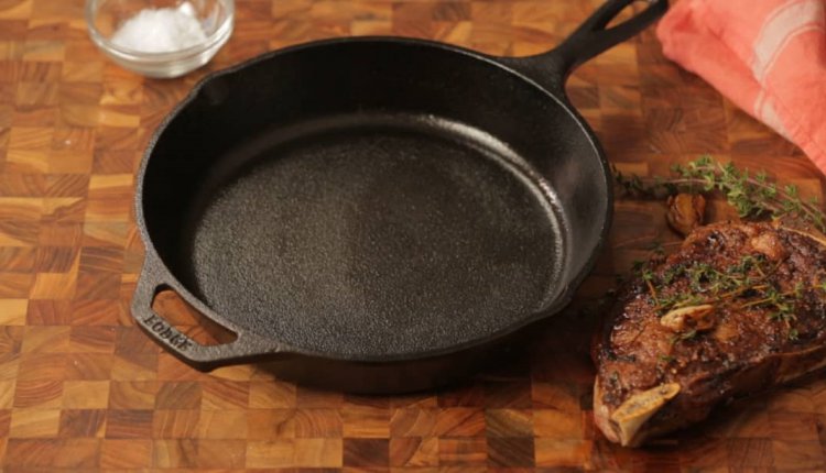 تمیز کردن ظروف چدنی